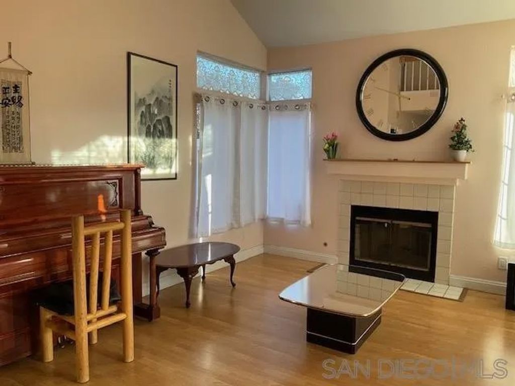 Photo of 2100 Waterside Dr, Chula Vista, CA 91913 (MLS # 250041670)