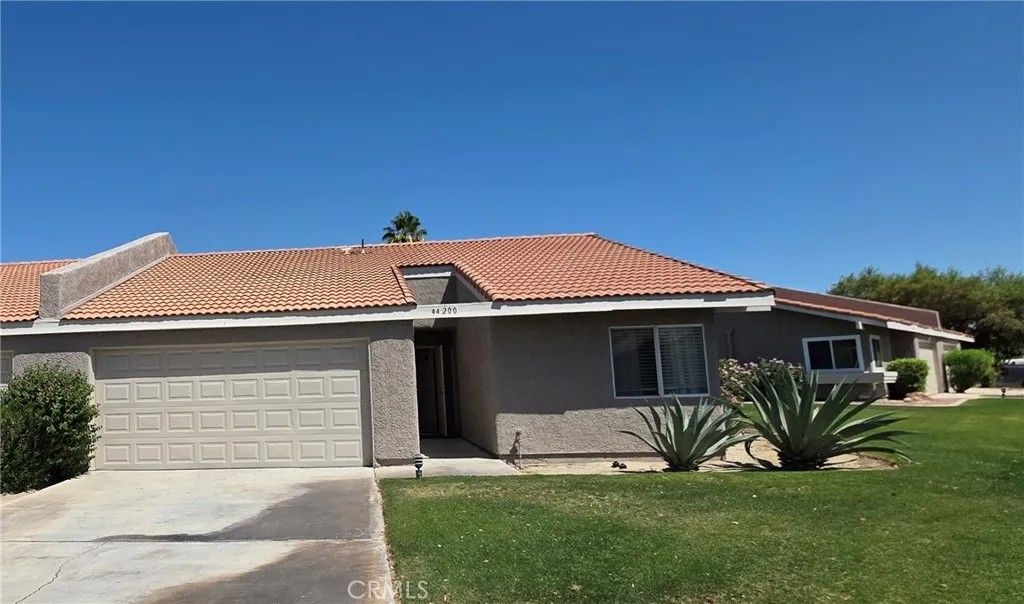 Photo of 44200 E Sundown Crest, La Quinta, CA 92253 (MLS # OC26119933)