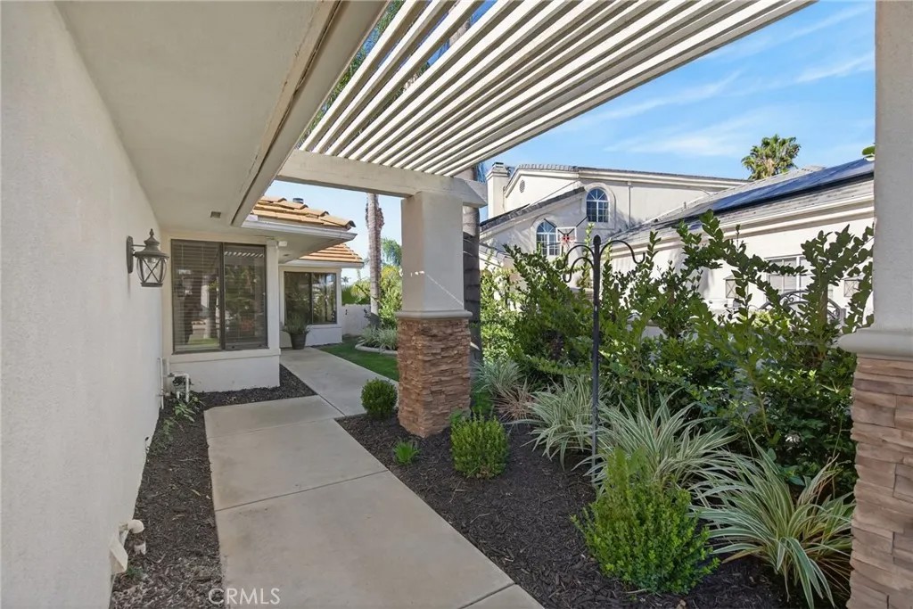 30251 Swan Point