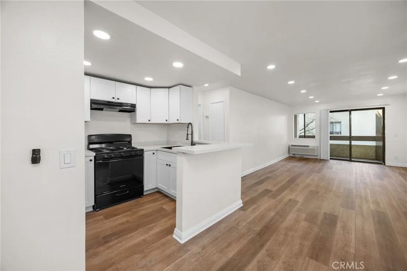 600 W 3rd Street B205