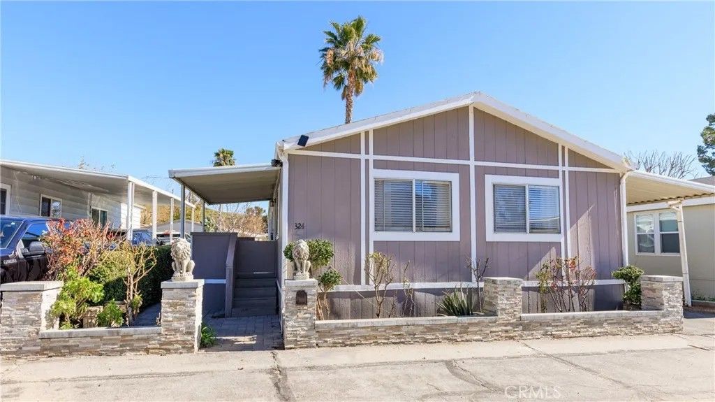 Photo of 29021 Bouquet Canyon #324, Saugus, CA 91390 (MLS # SR26041836)