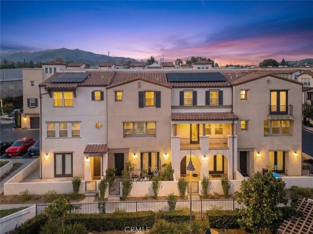 553 W Foothill Boulevard 130
