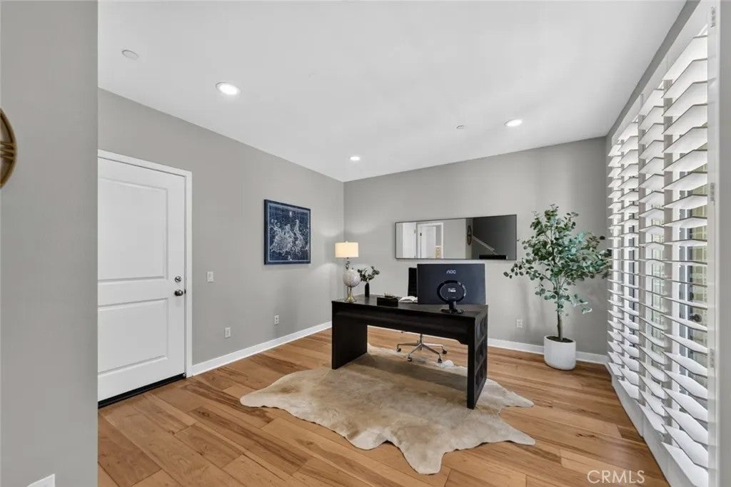 553 W Foothill Boulevard 130