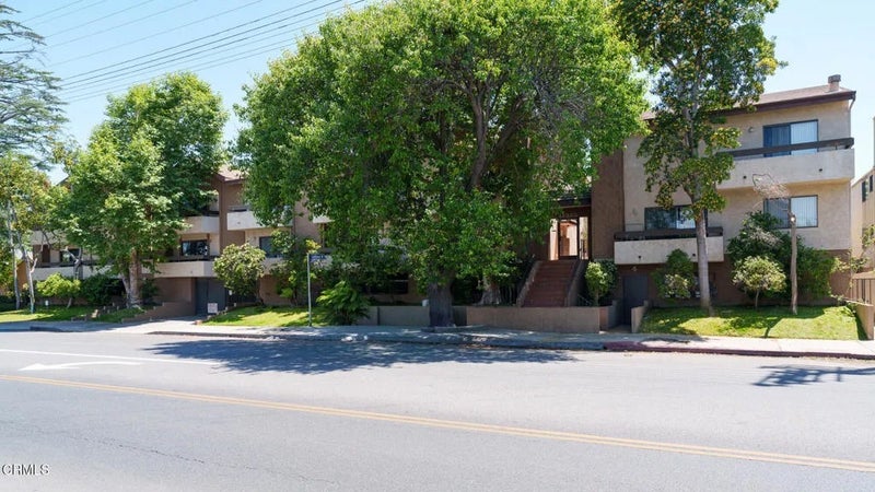 12330 Magnolia Boulevard 106