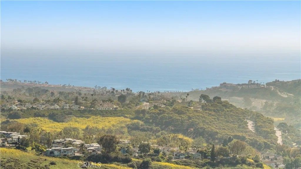 Photo of 10 Salermo, Laguna Niguel, CA 92677 (MLS # OC26061600)