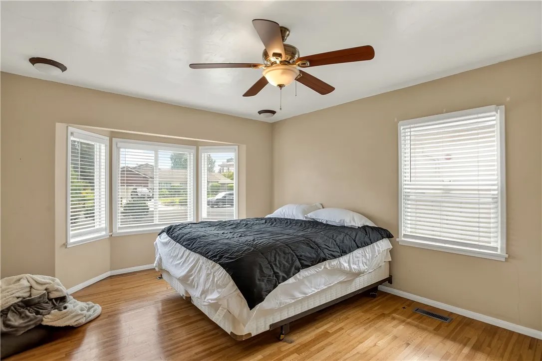 75 W Woodruff Avenue