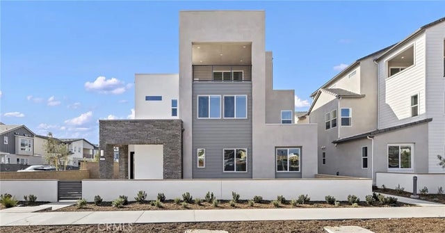109 Junco, Irvine