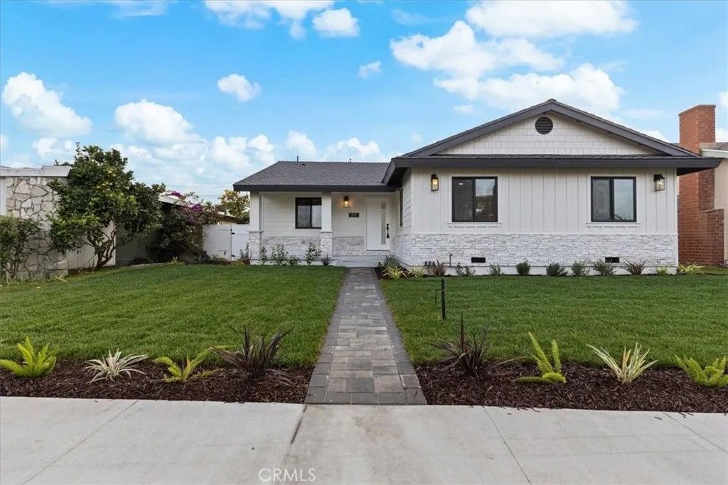 Photo of 23217 Anza Avenue, Torrance, CA 90505 (MLS # SB26059260)