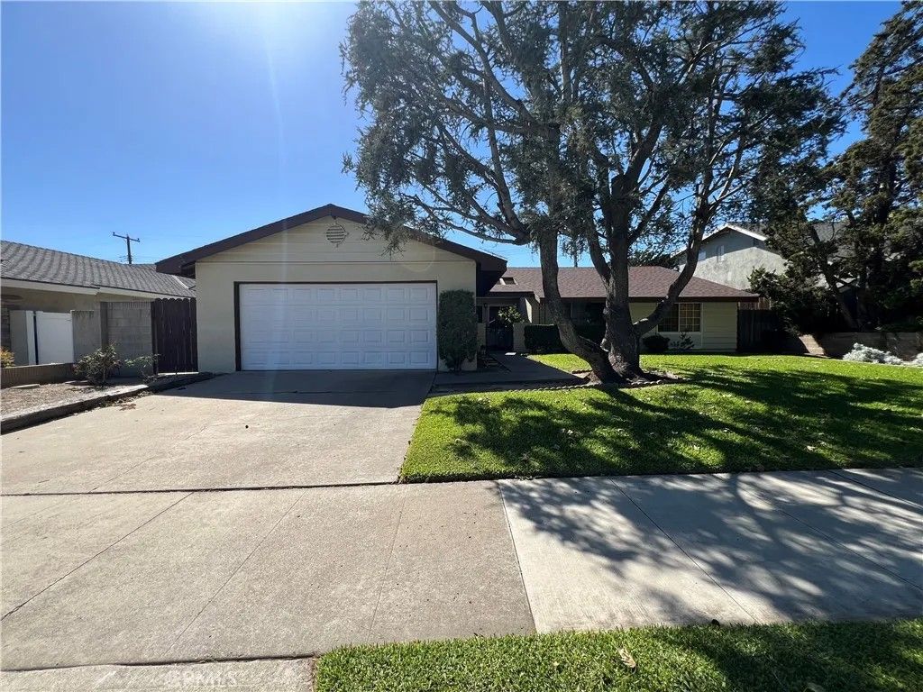 Photo of 328 S Wheeler Place, Orange, CA 92869 (MLS # PW26073922)