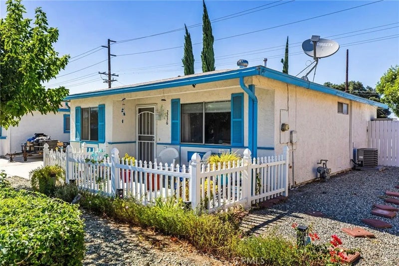 2236 San Padre