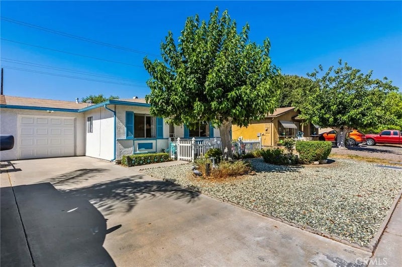 2236 San Padre