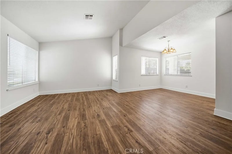 3225 W Avenue J4