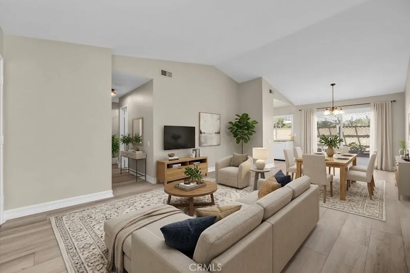 21251 Forest Meadow