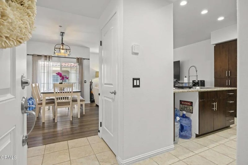 351 Riverpark 301