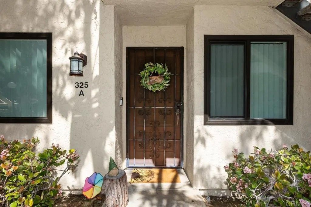 Photo of 325 N Melrose Drive #A, Vista, CA 92083 (MLS # NDP2602412)