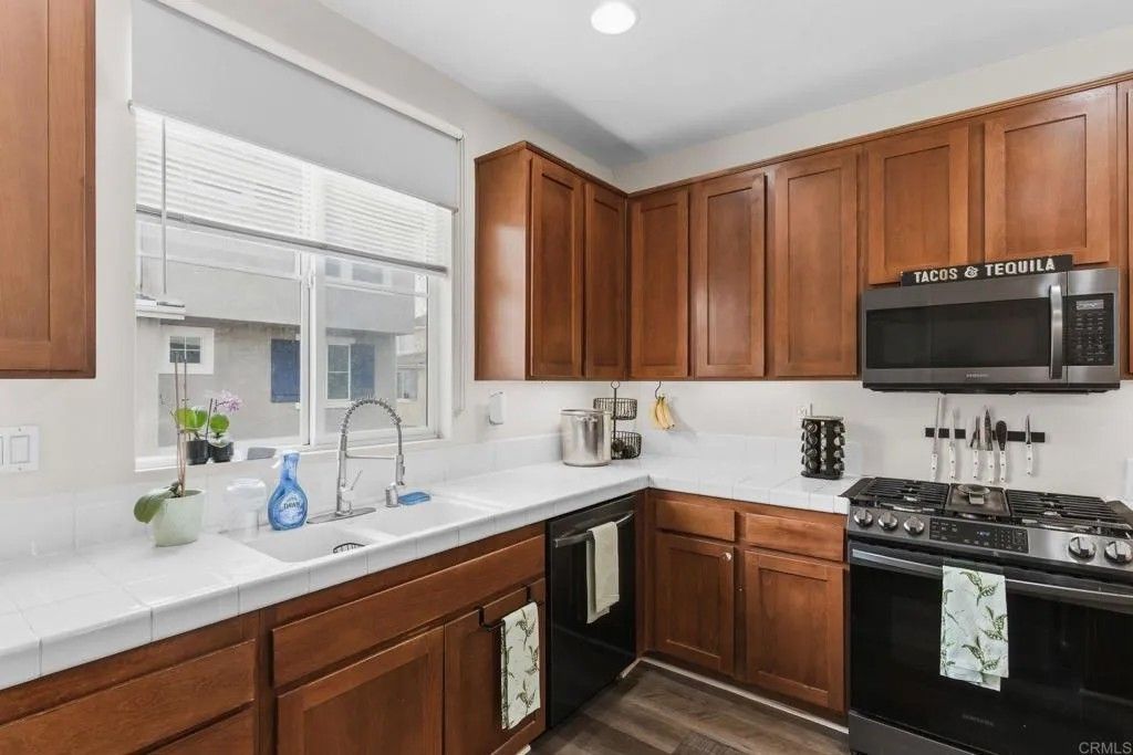 Photo of 1603 Yellow Pine Place, Chula Vista, CA 91915 (MLS # PTP2602041)