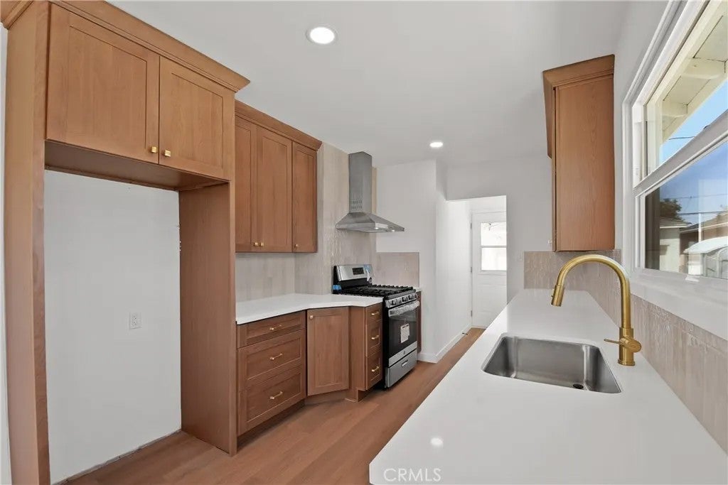 4943 Palo Verde Avenue