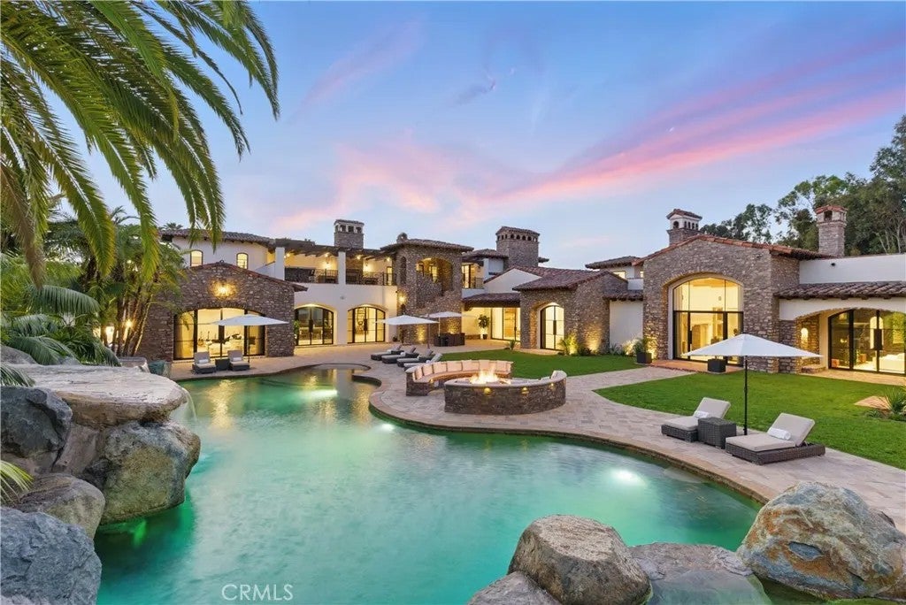Photo of 15931 Via De Santa Fe, Rancho Santa Fe, CA 92067 (MLS # ND26125874)