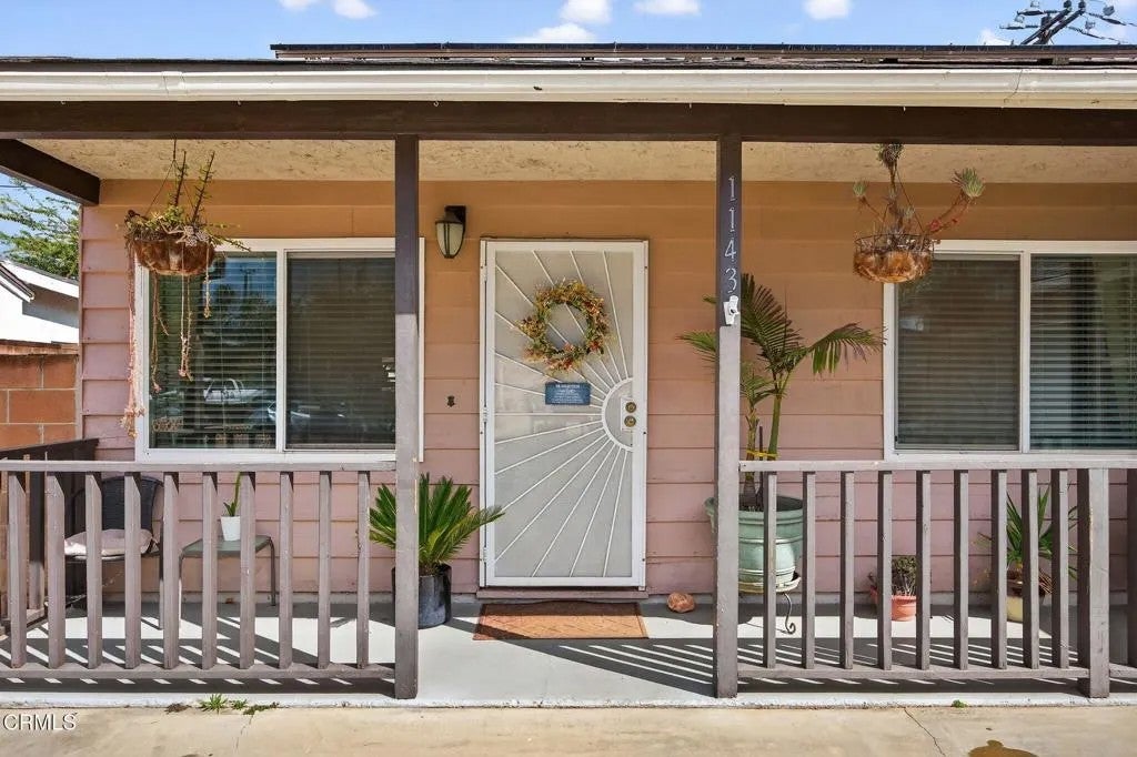 1143 Los Serenos Drive