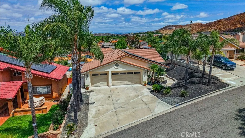 30446 S South Fork Drive