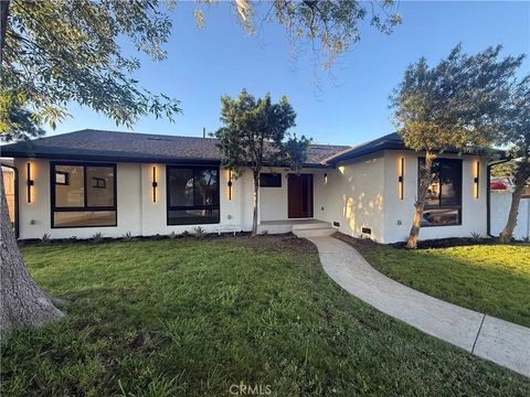 Photo of 16231 Septo Street, Granada Hills, CA 91343 (MLS # SB26079676)
