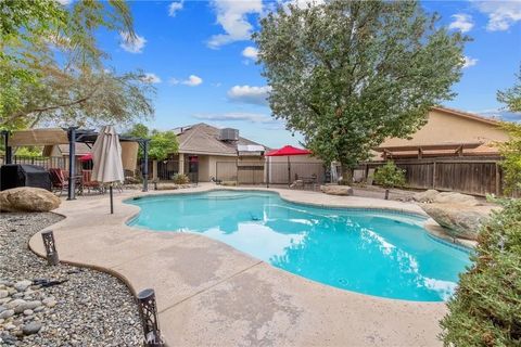 Tiny photo for 594 Diana Ct, Hanford, CA 93230 (MLS # FR25238900)