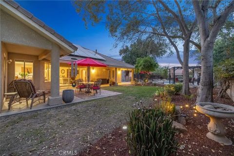 Tiny photo for 594 Diana Ct, Hanford, CA 93230 (MLS # FR25238900)