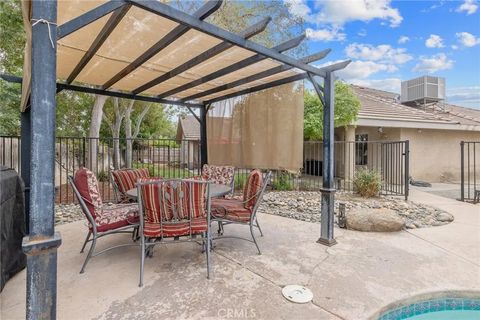 Tiny photo for 594 Diana Ct, Hanford, CA 93230 (MLS # FR25238900)