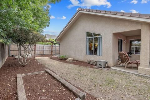 Tiny photo for 594 Diana Ct, Hanford, CA 93230 (MLS # FR25238900)