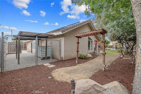 Tiny photo for 594 Diana Ct, Hanford, CA 93230 (MLS # FR25238900)