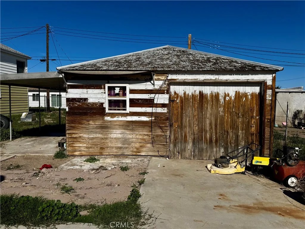 310 Walnut