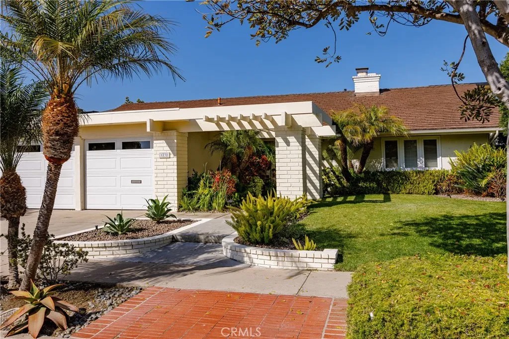 1232 Keel Drive