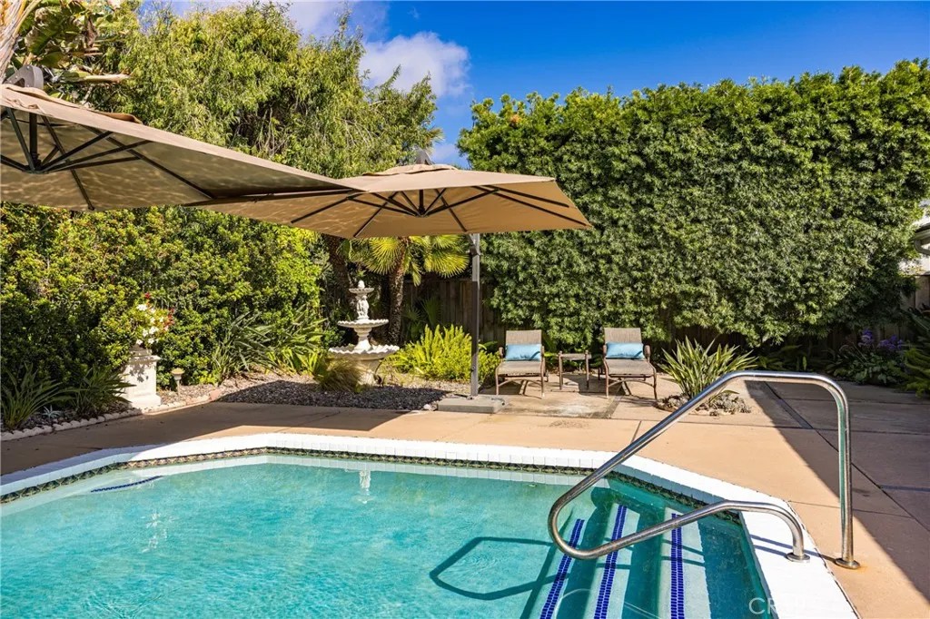 1232 Keel Drive