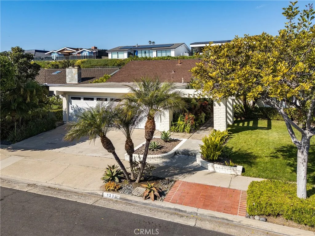 1232 Keel Drive