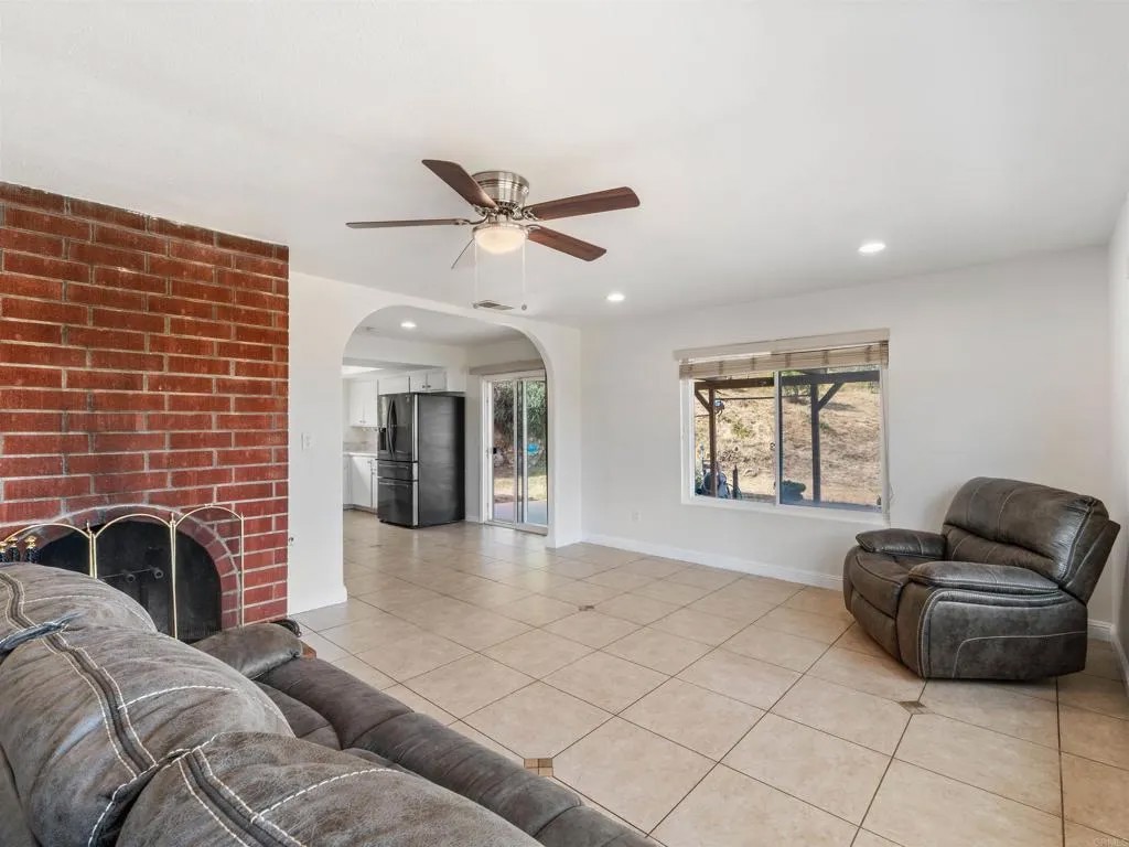 2443 Helix Street