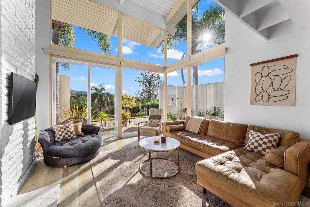 Photo of 7087 Estrella De Mar Rd #D, Carlsbad, CA 92009 (MLS # 2600562)