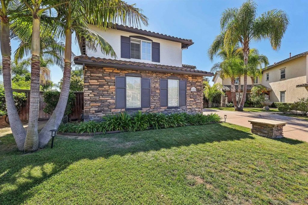 Photo of 1512 Thomas Pl, Chula Vista, CA 91911 (MLS # 250041768)