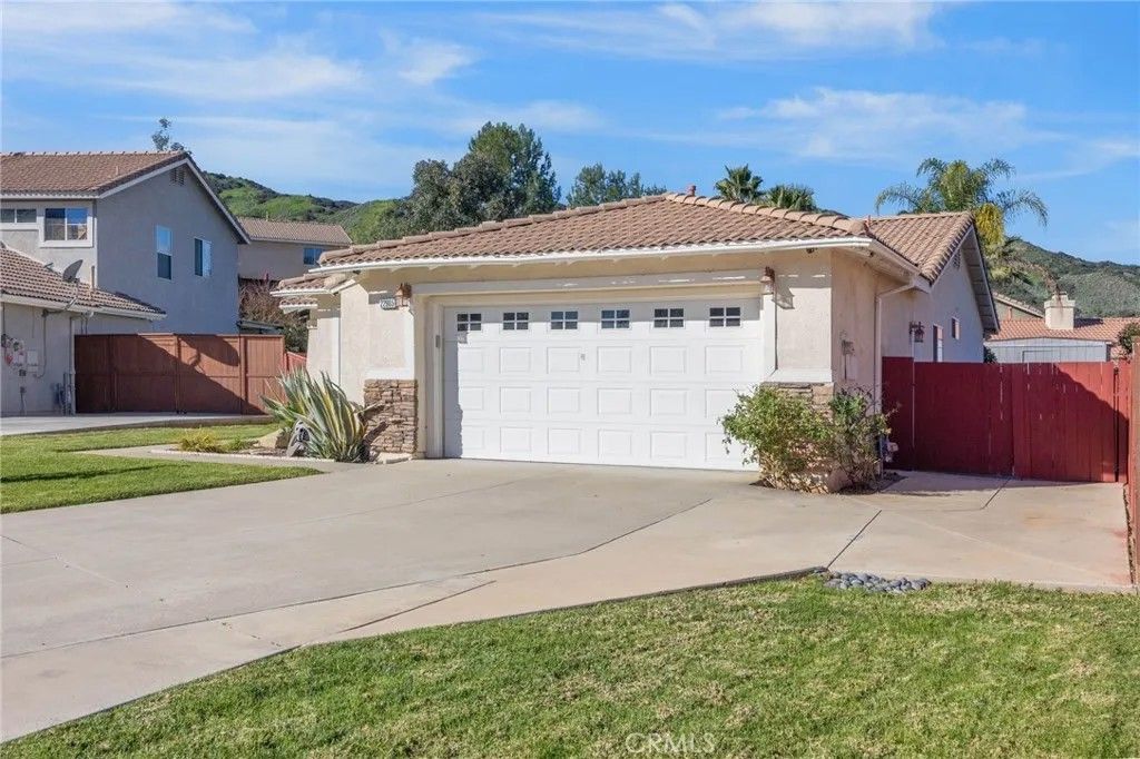 Photo of 22905 Canyon View Drive, Corona, CA 92883 (MLS # RS26010988)