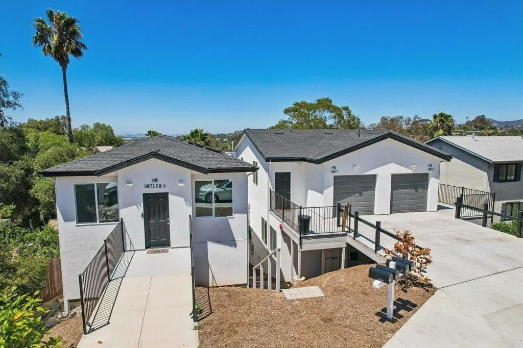 490 Lado De Loma Drive