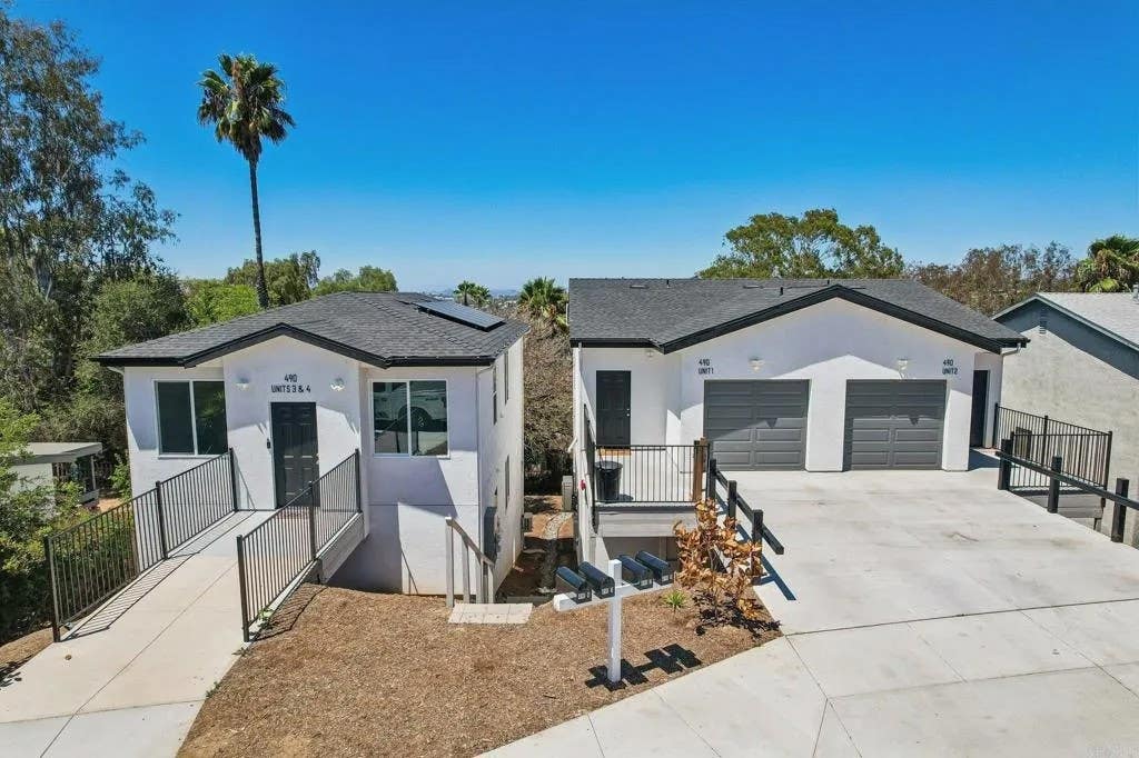 Photo of 490 Lado De Loma Drive, Vista, CA 92083 (MLS # PTP2605875)