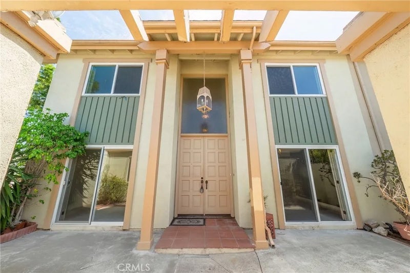 1 Bayberry Way