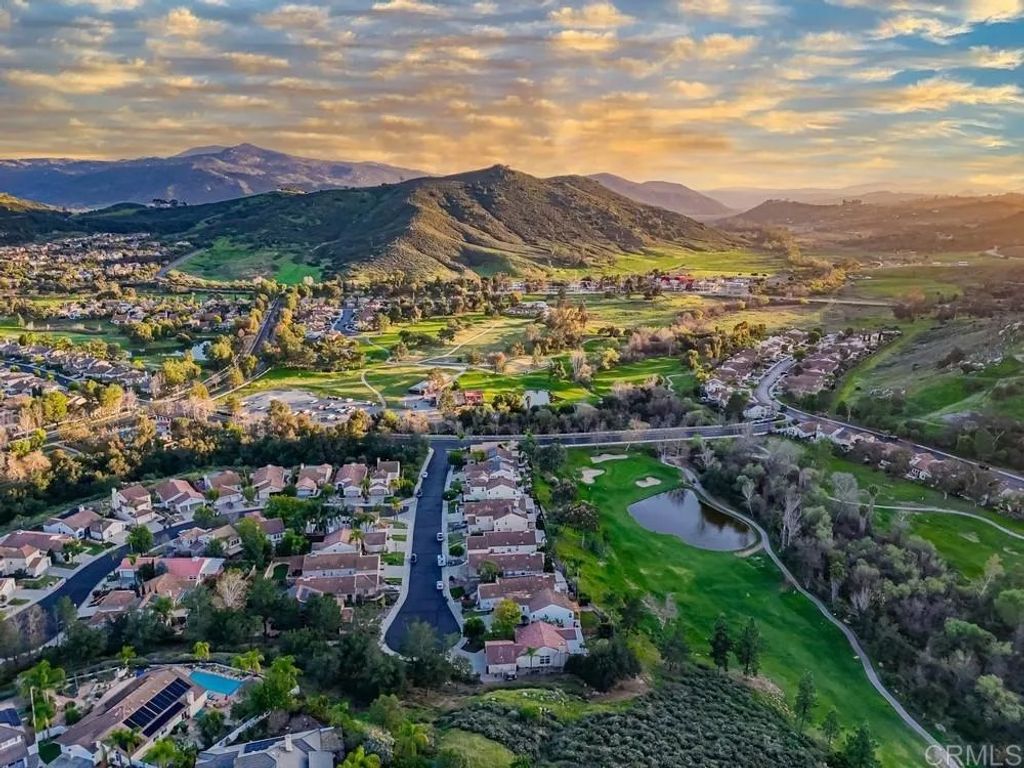 Photo of 2345 Amber Oak Lane, Escondido, CA 92027 (MLS # NDP2601467)