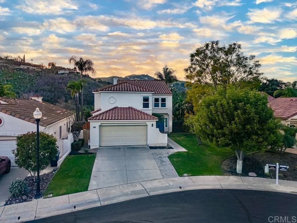 Photo of 2345 Amber Oak Lane, Escondido, CA 92027 (MLS # NDP2601467)