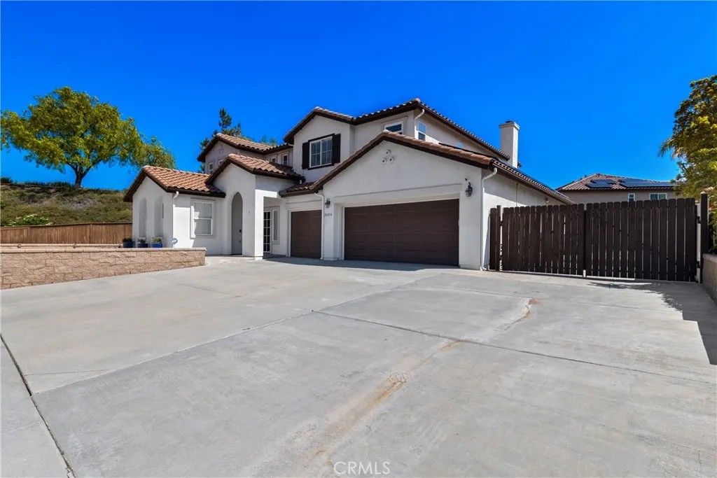 Photo of 26054 Pine Street, Murrieta, CA 92563 (MLS # SW25142618)