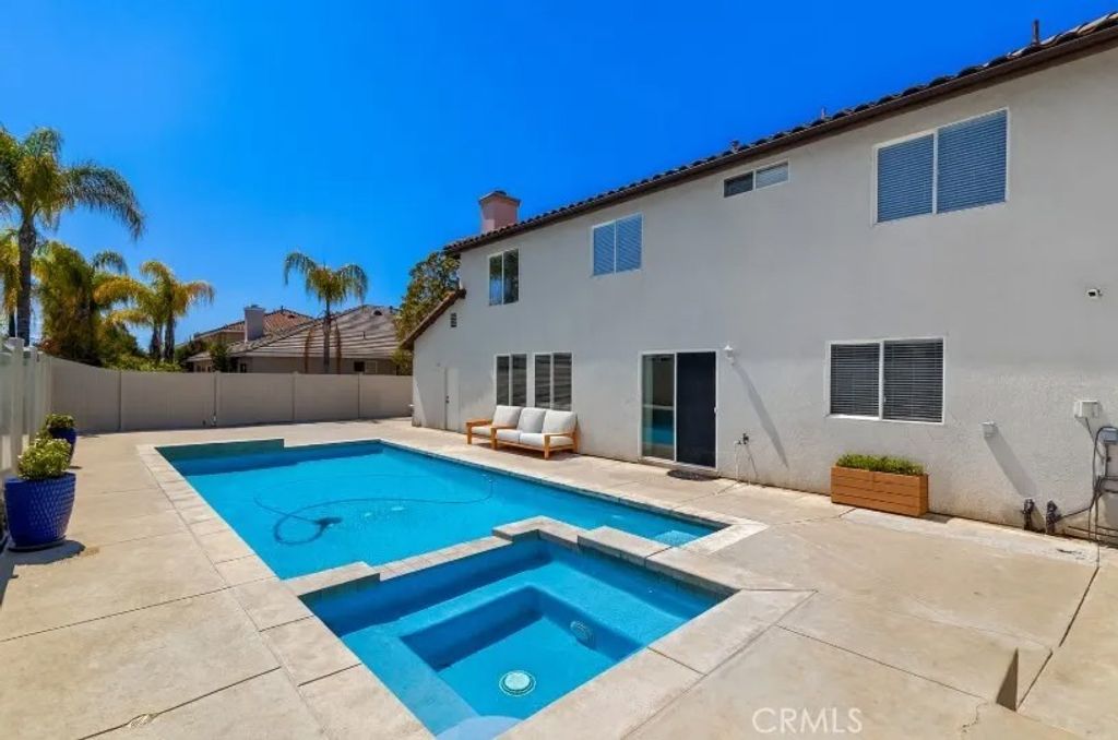 Photo of 26054 Pine Street, Murrieta, CA 92563 (MLS # SW25142618)