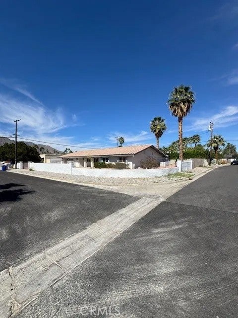 Photo of 1990 E Calle Felicia, Palm Springs, CA 92262 (MLS # SW26047775)