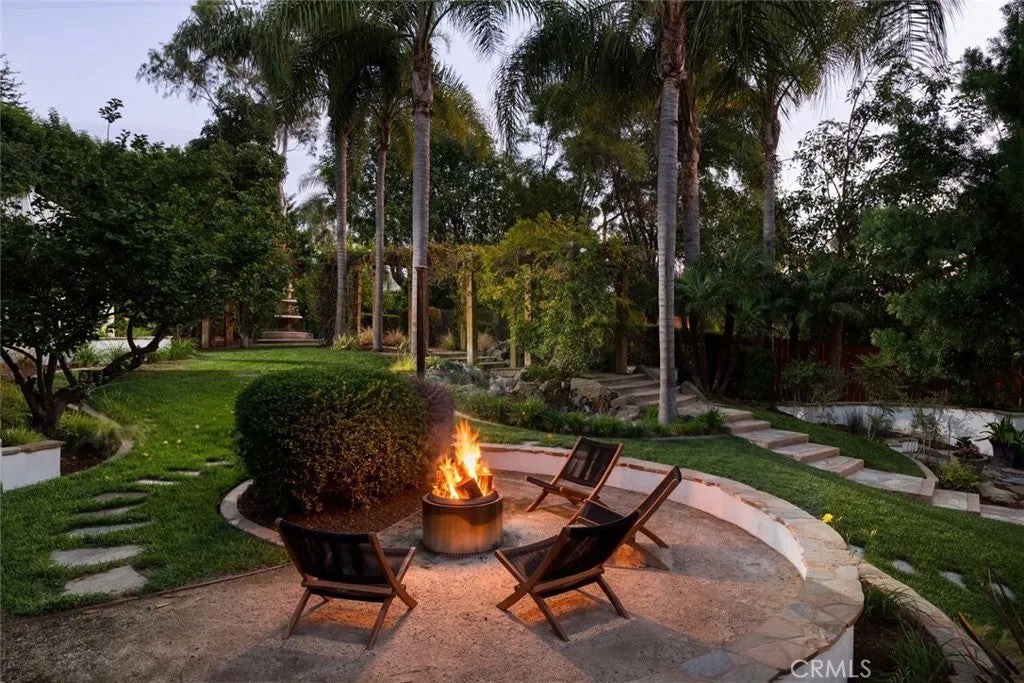 19122 Barrett Lane