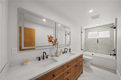 Tiny photo for 5157 Woodley Avenue, Encino, CA 91436 (MLS # SR25240268)