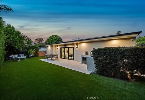 Tiny photo for 5157 Woodley Avenue, Encino, CA 91436 (MLS # SR25240268)