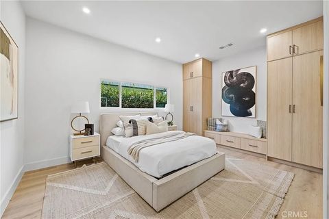 Tiny photo for 5157 Woodley Avenue, Encino, CA 91436 (MLS # SR25240268)
